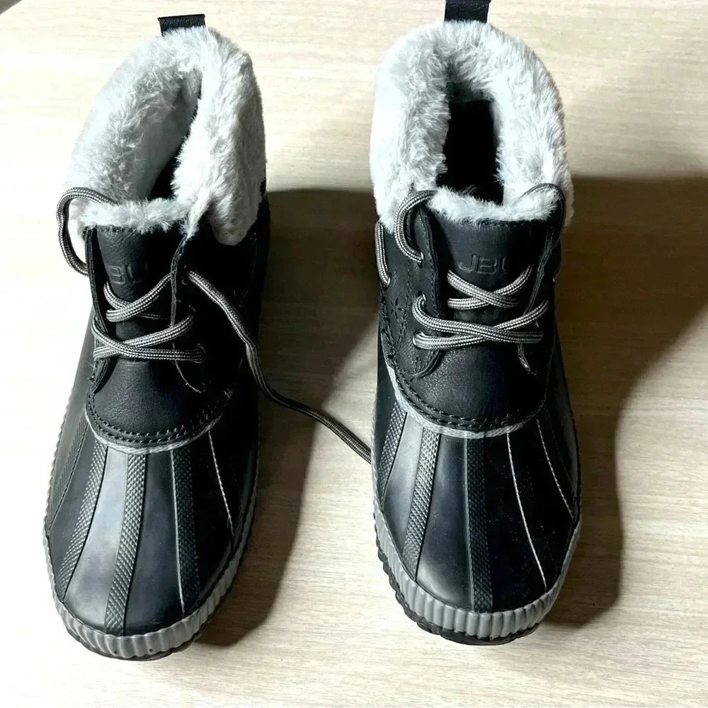 Jambu NWOT Maria Duck boots size 7.5